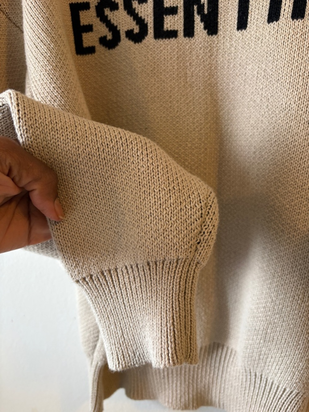Essentials - Fear of God Graphic Print Pullover Sweater Large / 10 Beige Unisex - Picture 4 of 10